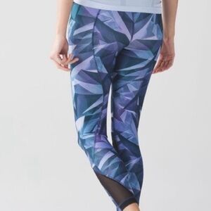 Lululemon Inspire Tight II Full-On Luxtreme Pretty Prism Leggings Size 4